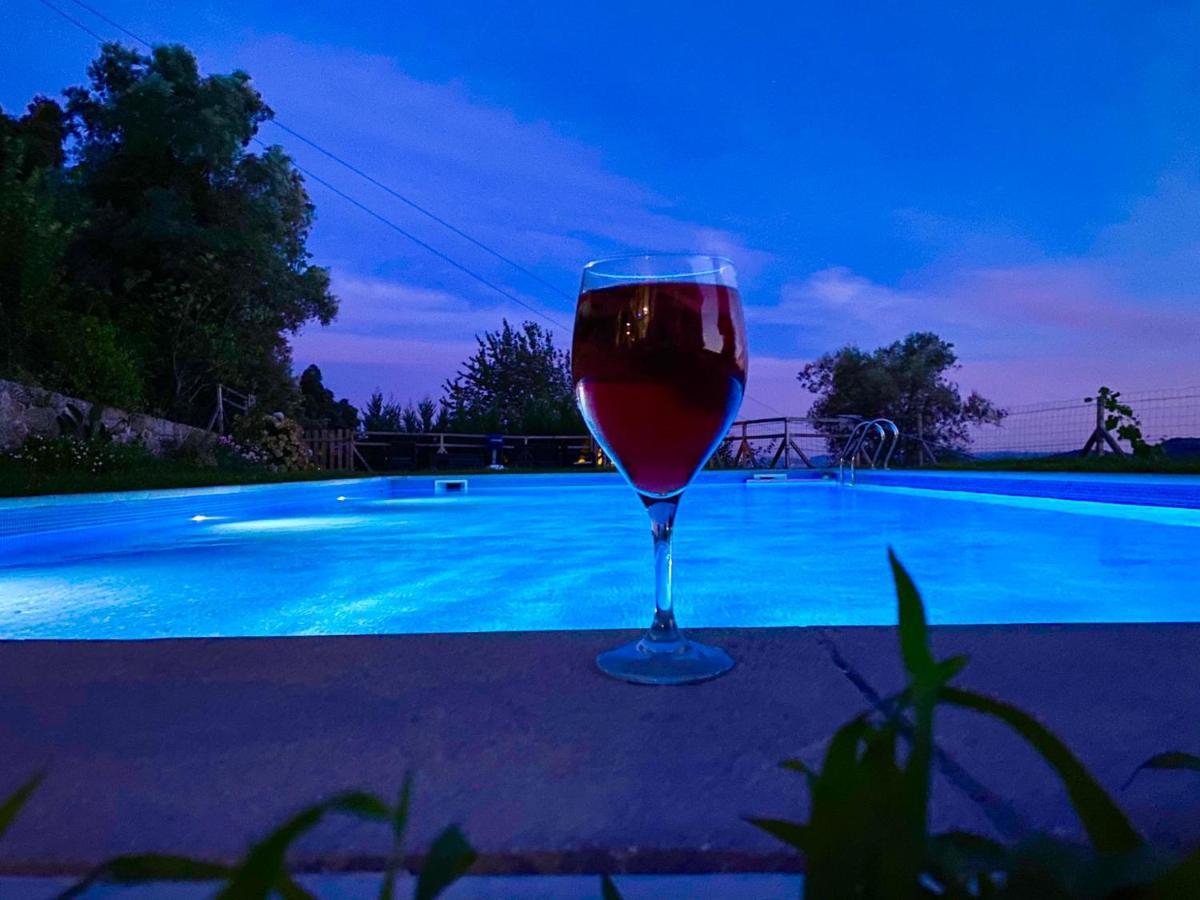 The Pool House Villa Longos ภายนอก รูปภาพ
